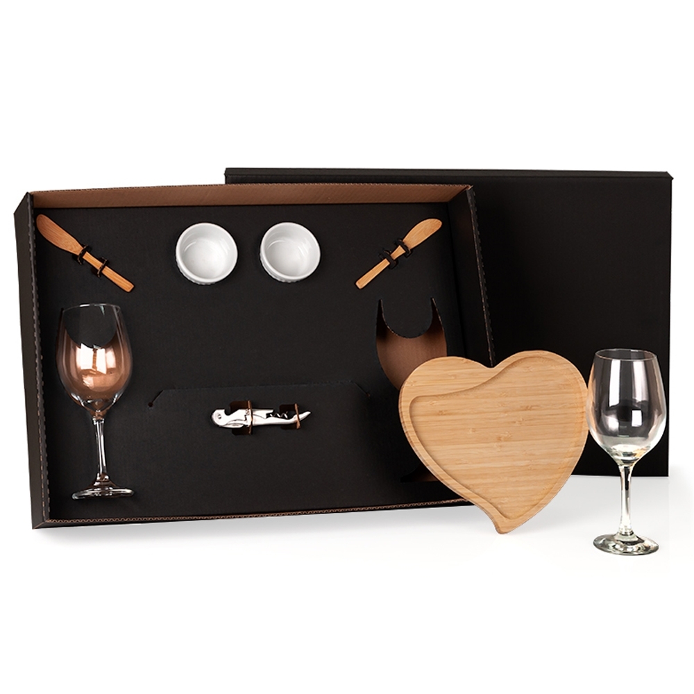 KIT PARA PETISCO COM TÁBUA EM FORMATO CORAÇÃO 5 PÇS-KT-90060